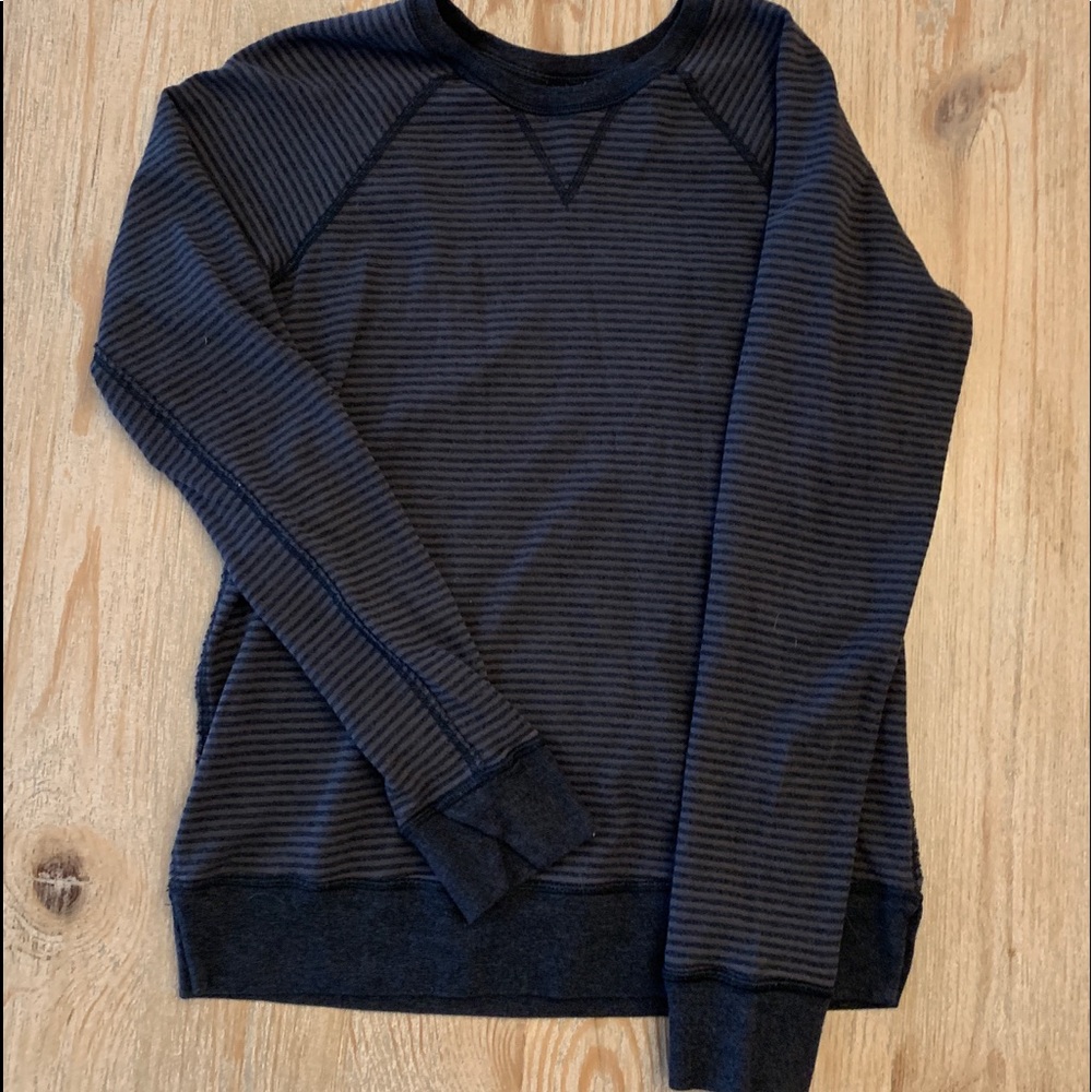 Lululemon reversible sweatshirt
